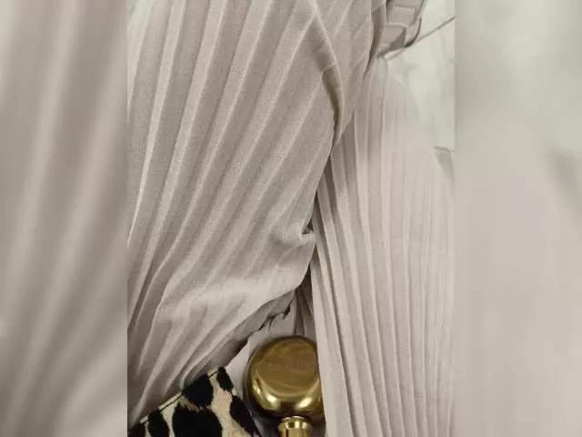 lulu15a from BongaCams