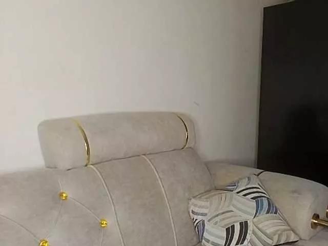 Lustrouscharm webcams show profile image 