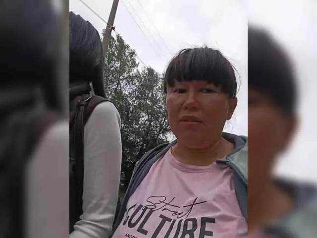 Luu-Lii77 from BongaCams