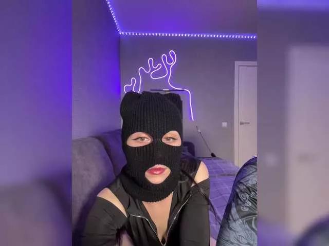 luxurycoup from BongaCams