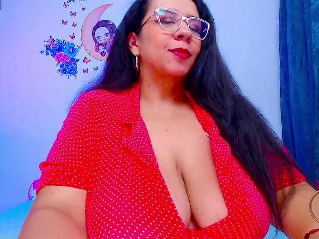 lyalatin4 from BongaCams
