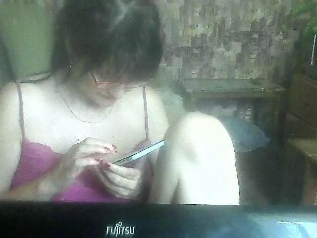 LynnYana from BongaCams
