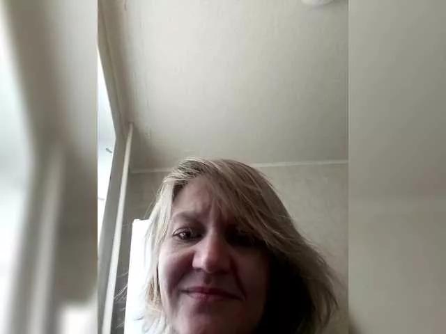 Maalu webcams show profile image 