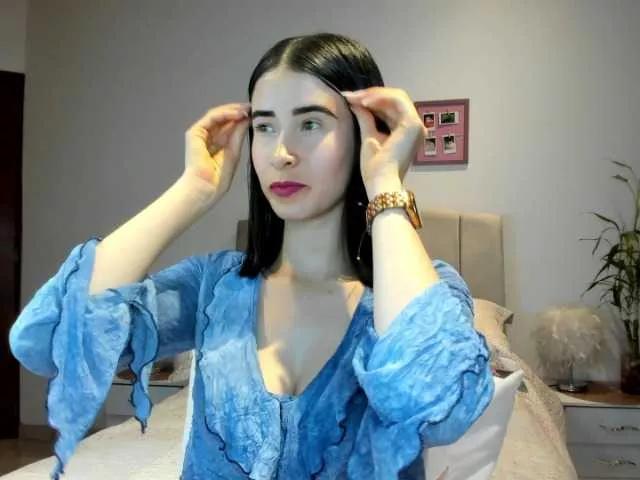macarena-60 from BongaCams