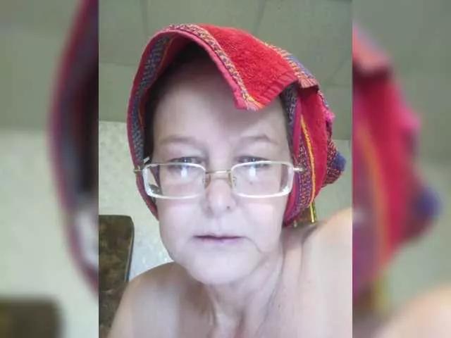 Madam-oss from BongaCams