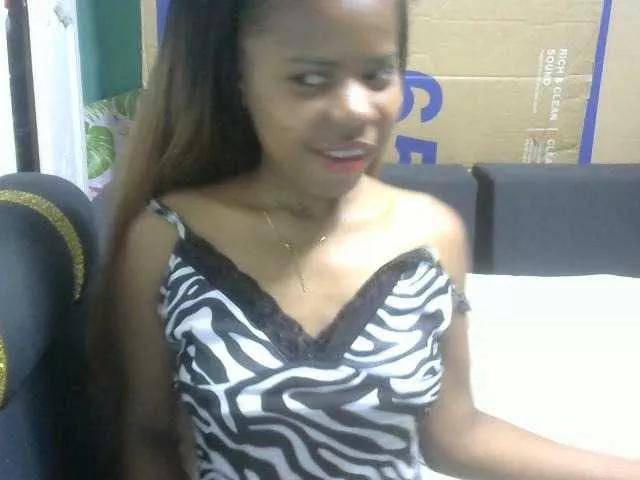 Maha19x from BongaCams