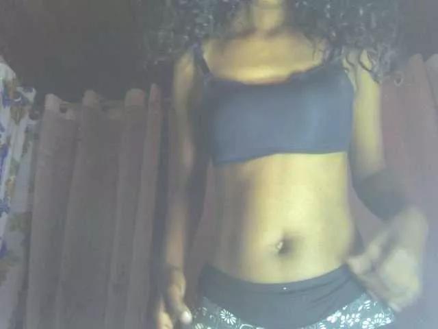 Maha19x from BongaCams