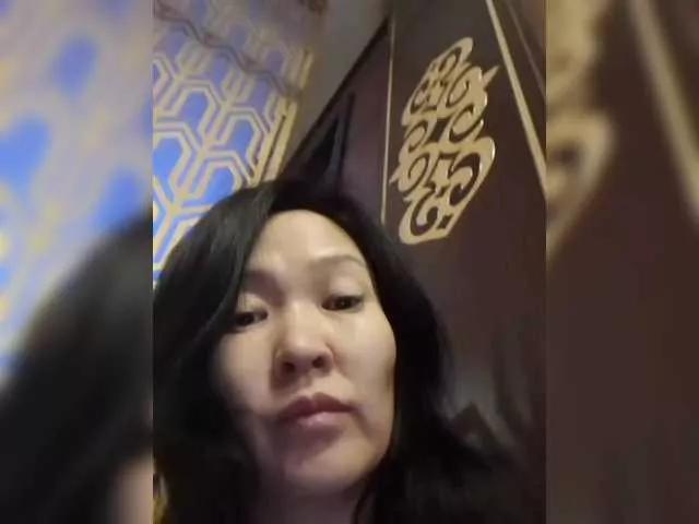 Manamy from BongaCams