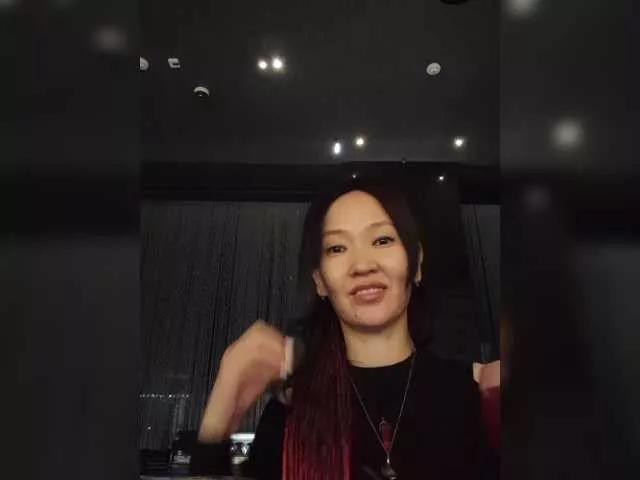 Manamy from BongaCams