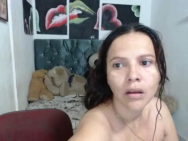 Manazahot99 from BongaCams