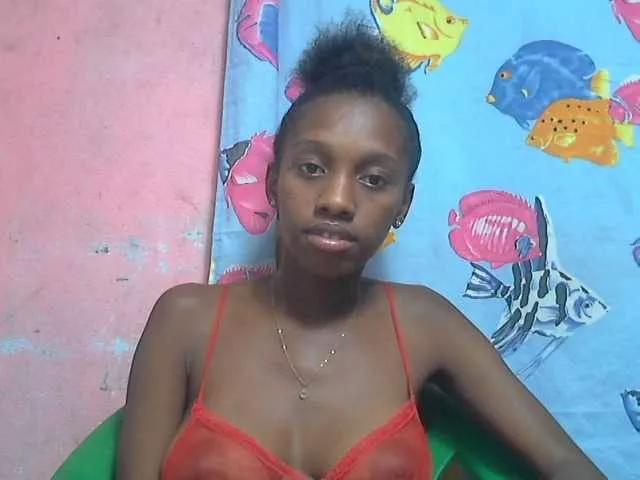 Marceliahh webcams show profile image 