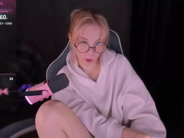 Marrmariss webcams show profile image 