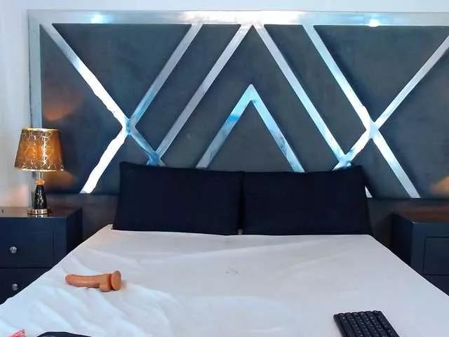 Maya-Baker from BongaCams