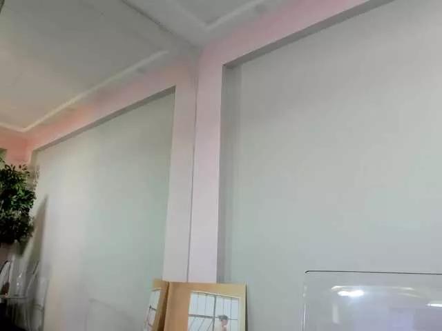 Maya-Hellen webcams show profile image 