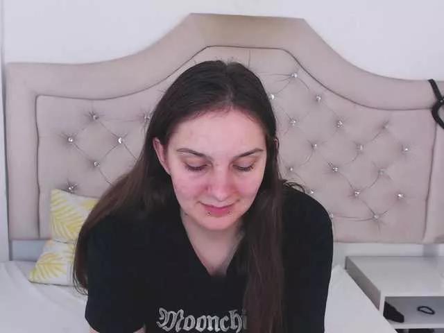 MayaHot from BongaCams