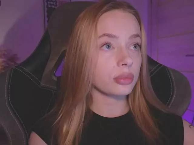 Mayshy webcams show profile image 