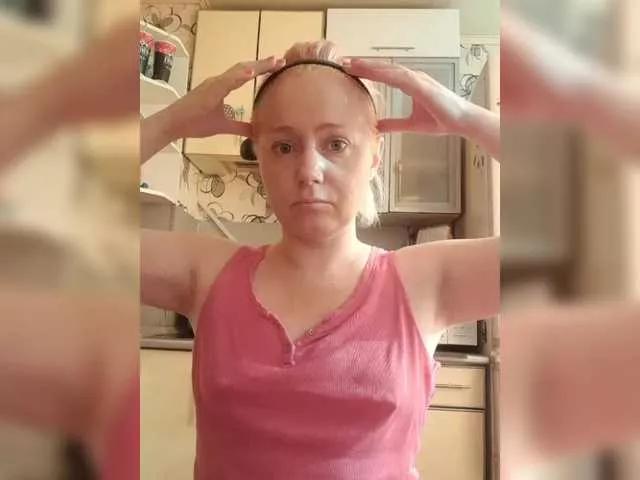 Meow-WoW webcams show profile image 