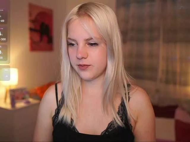 merrilyn from BongaCams
