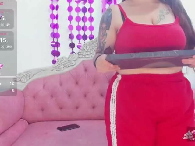 Mia-Collivens webcams show profile image 