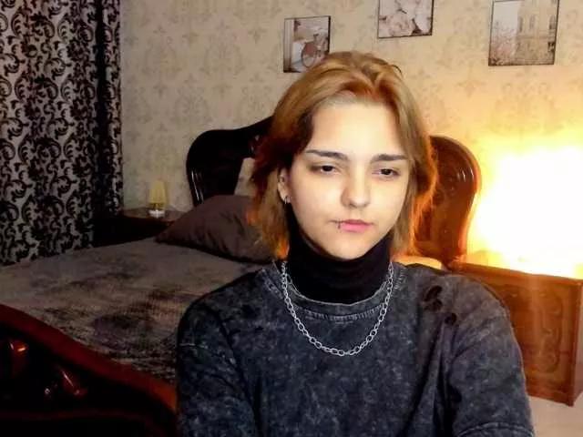 MiaCross webcams show profile image 