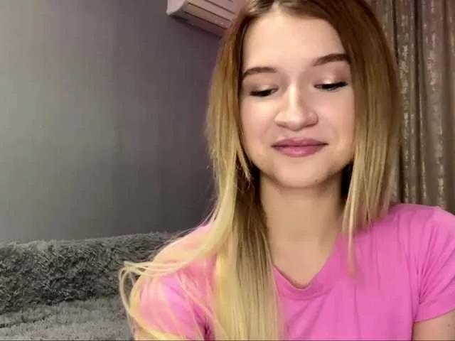 MicaFiechter on BongaCams