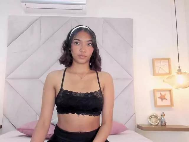 Miia-Spencer from BongaCams