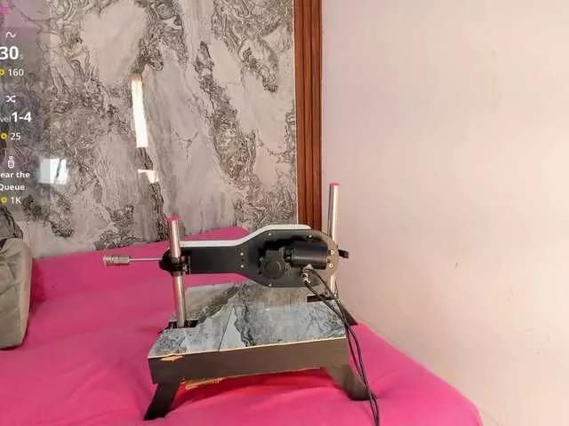 MiiaaCollinss from BongaCams