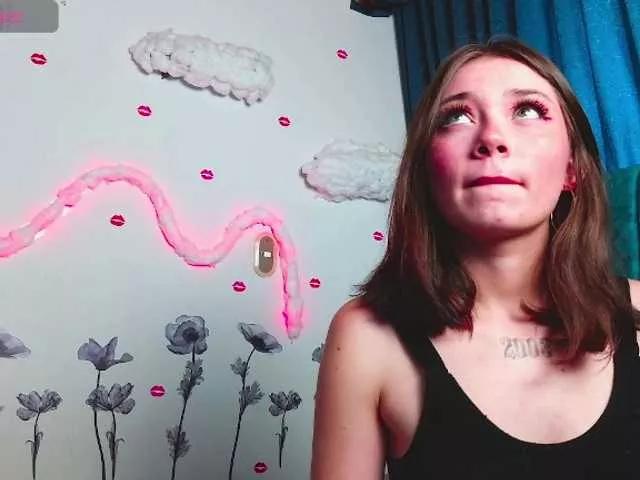 MilaFyre webcams show profile image 