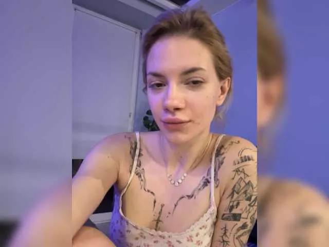 Millashaa from BongaCams