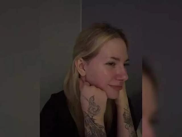 Millashaa from BongaCams