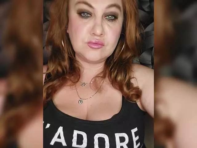 milli1983 from BongaCams