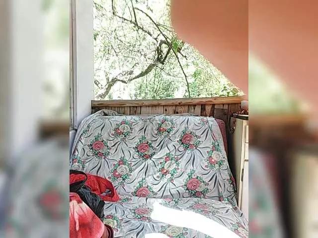 milli1983 from BongaCams