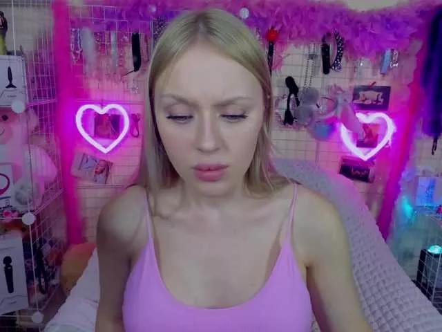 MindyKally webcams show profile image 
