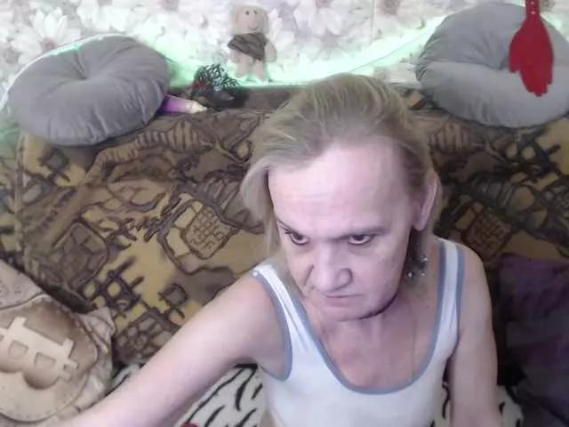 miss-bekker23 from BongaCams