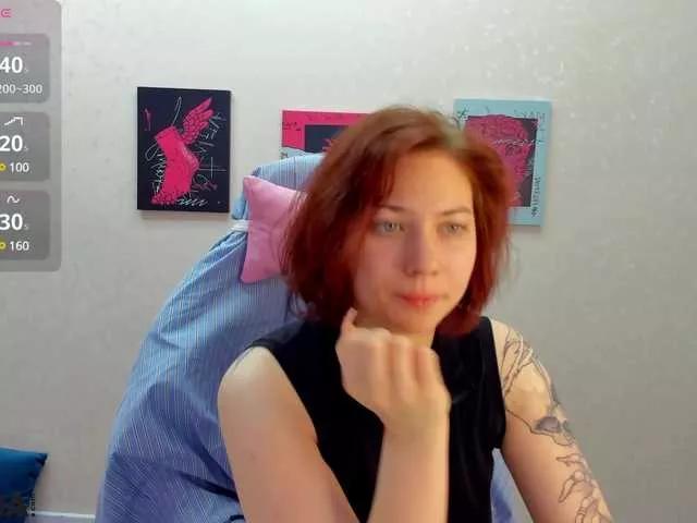 Miss-you-kiss from BongaCams