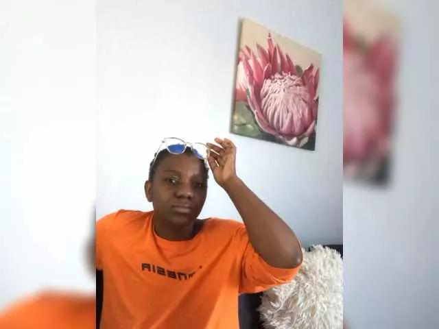 MissCocoaB from BongaCams