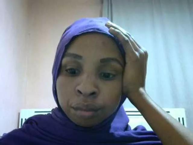 misskatrinah002 from BongaCams