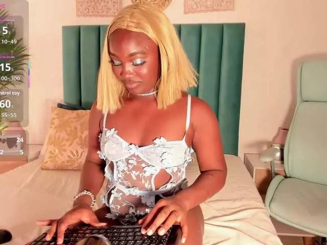 MissMahalaa webcams show profile image 