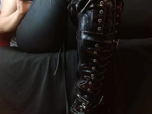 MissVioleta from BongaCams