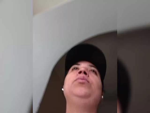 Mmmmmya from BongaCams