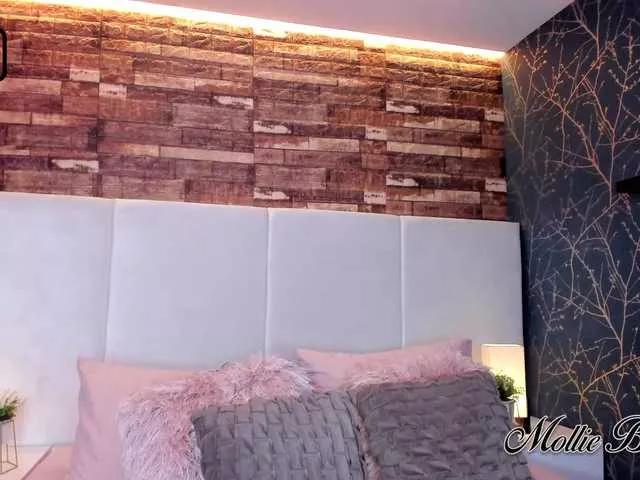 MollieBennet from BongaCams