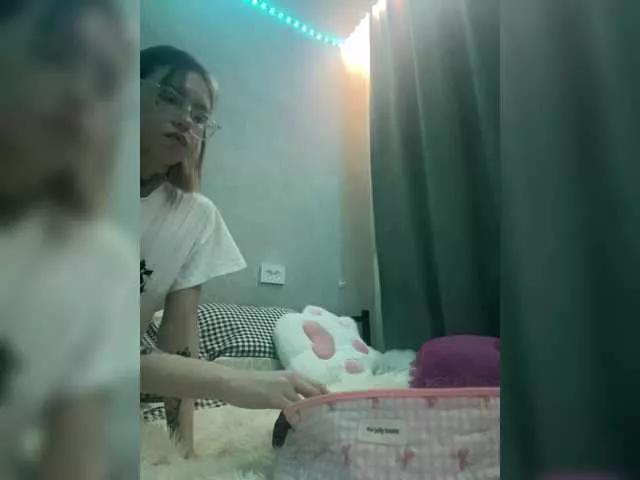 Molly-and-Ewa from BongaCams
