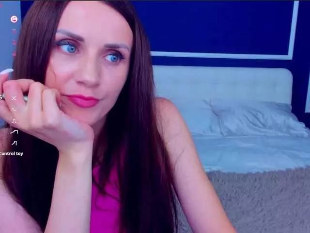 MollyReid from BongaCams