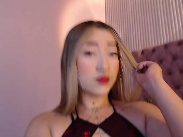 MollyyCruz from BongaCams