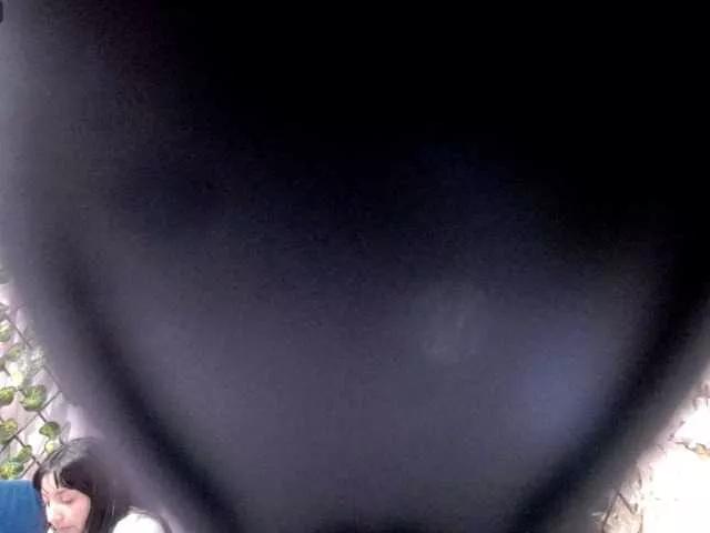 MomokoMei from BongaCams
