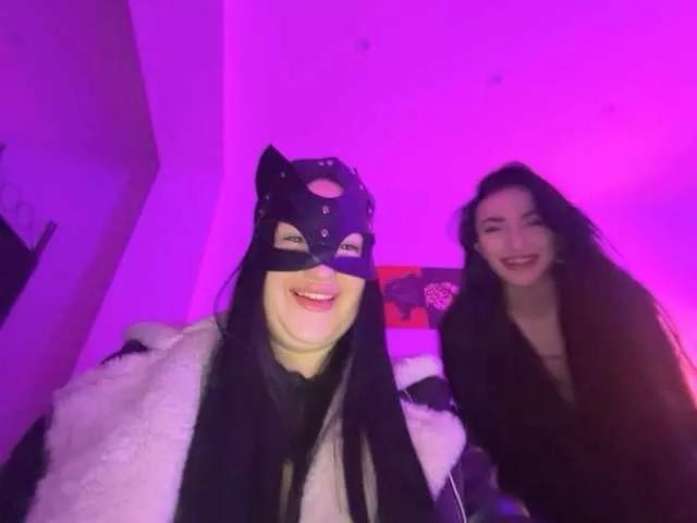 MoonAura webcams show profile image 