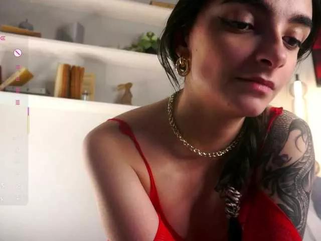 Morena-Dolcce webcams show profile image 