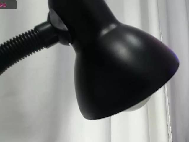 Morenablue8 webcams show profile image 