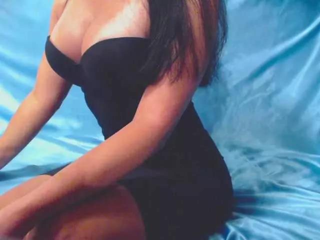Ms-Mia from BongaCams
