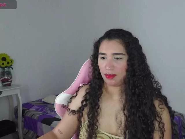 NABILA16 webcams show profile image 